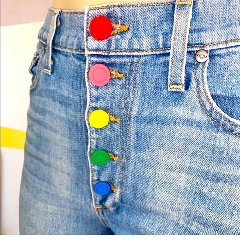 Alice + Olivia rainbow button jeans